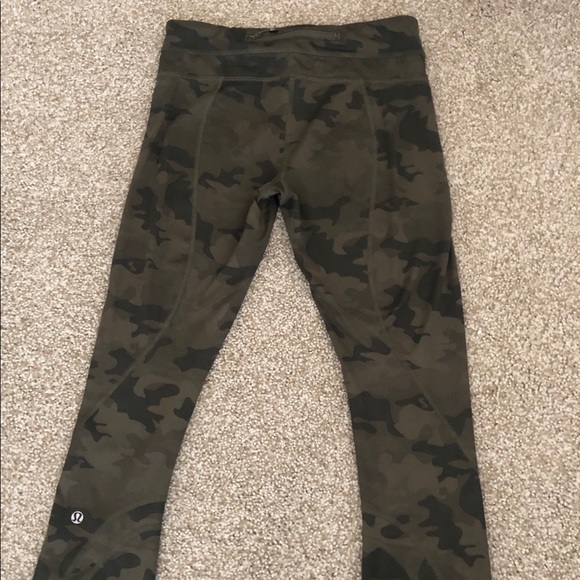 Lululemon “Speed Up Crop Leggings” - Picture 5 of 7